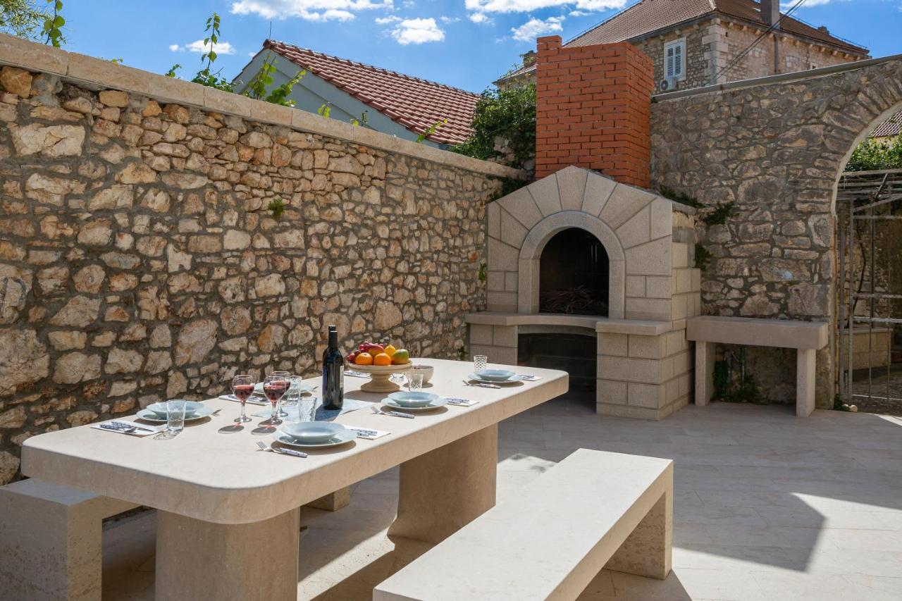 Luxury Stone Villa Nevija 2022 Private Villa Milna  Exterior photo